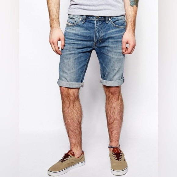 DIESEL Men’s Thavar Slim Skinny Classic Wash Blue Jean Cut Off Shorts Jorts 31 - Picture 1 of 12